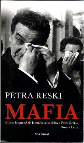 Portada del libro de MAFIA.